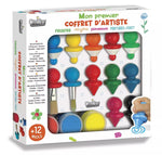 Coffret d’artiste CréaLign pour enfants, avec feutres ergonomiques, crayons, pinceaux et pots de peinture à doigt colorés visibles dans la boîte.